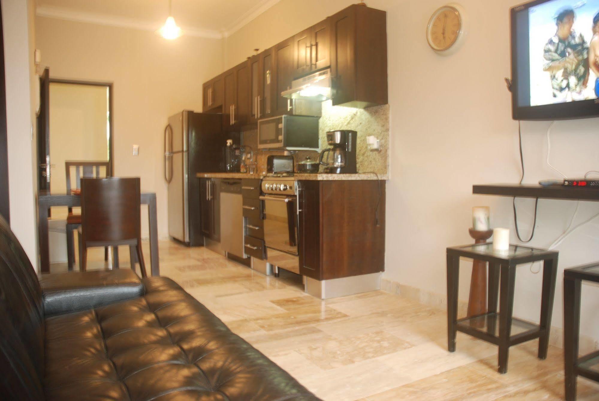 E&J Beach Condo Sosúa Εξωτερικό φωτογραφία