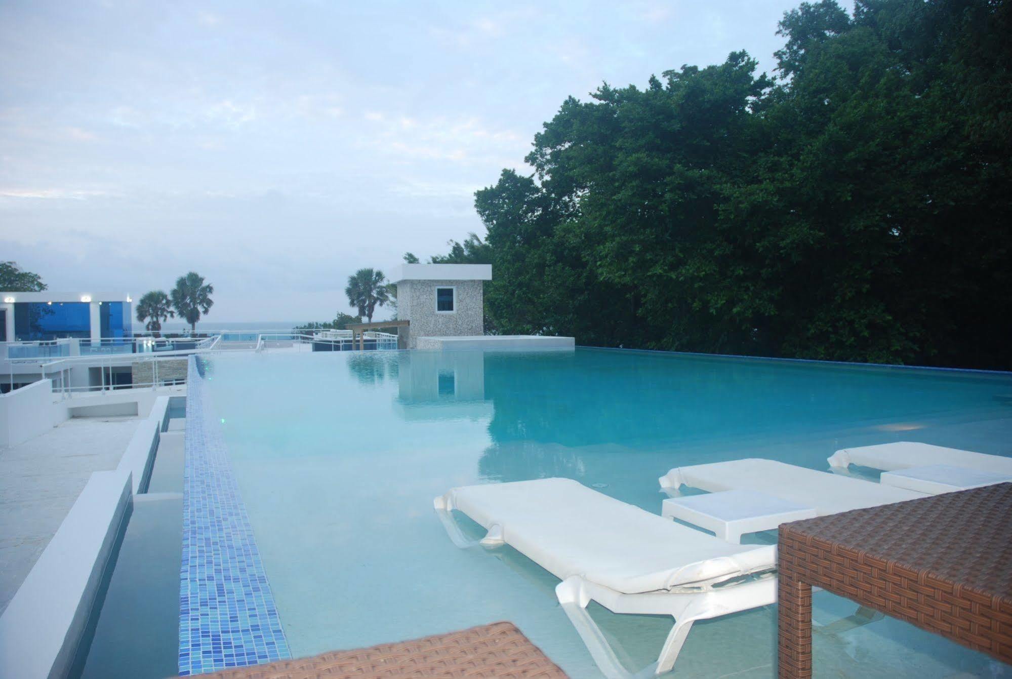 E&J Beach Condo Sosúa Εξωτερικό φωτογραφία